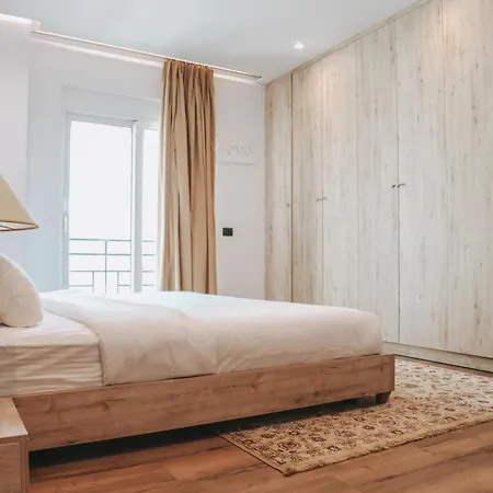 Limani Deluxe 3 *